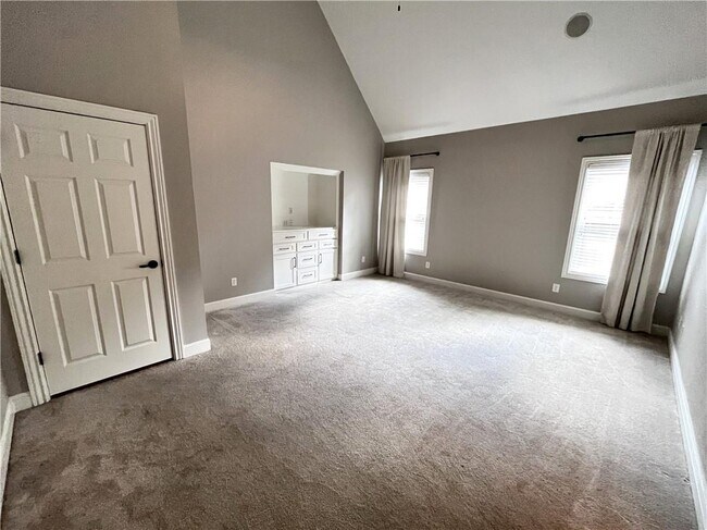 Building Photo - 4416 W Arlington Dr