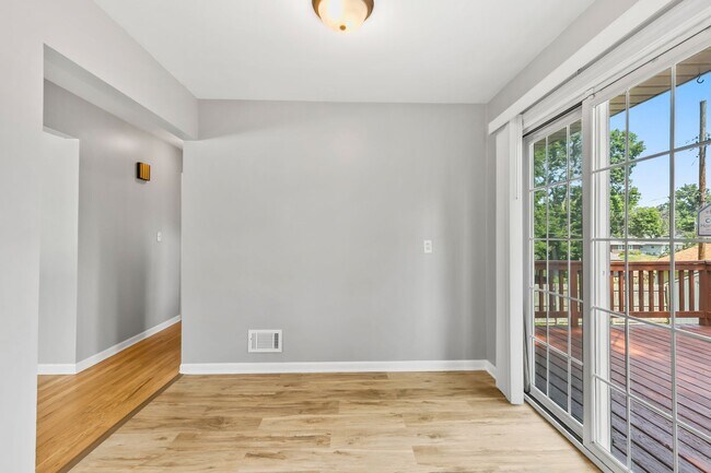 Building Photo - 7215 S 41st Ave