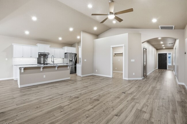 Building Photo - 4268 May Ella Lp