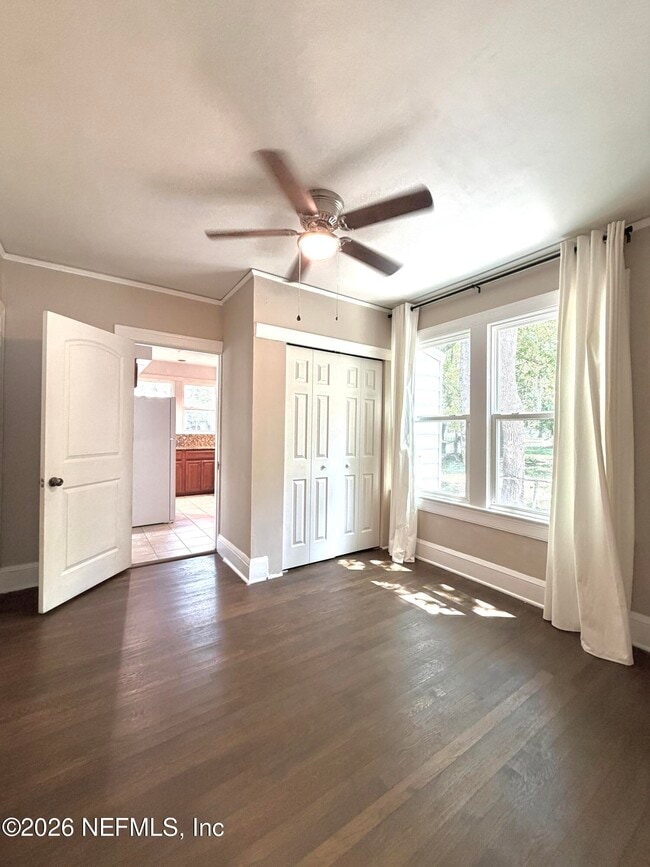 Building Photo - 1407 Belmonte Ave