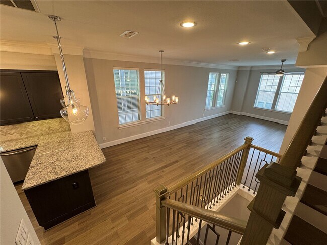 Building Photo - 6755 Highclere Manor Ln