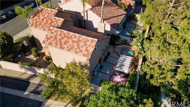 Building Photo - 23 Las Cruces