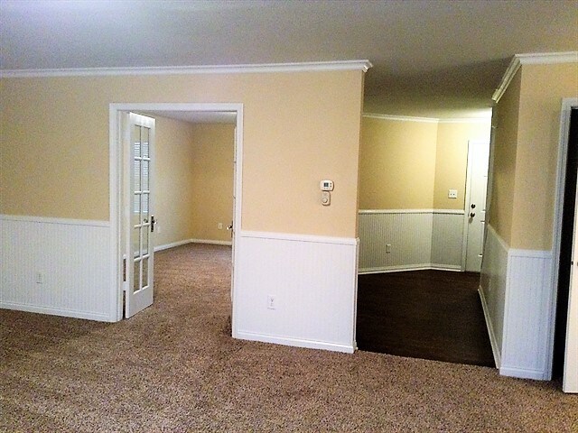 Building Photo - 6385 Matcumbe Way