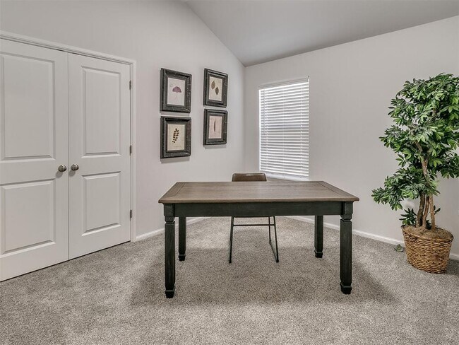 Building Photo - 9576 SW 25th St