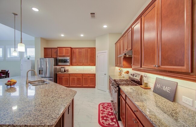 Building Photo - 11810 Dockside Shores Dr