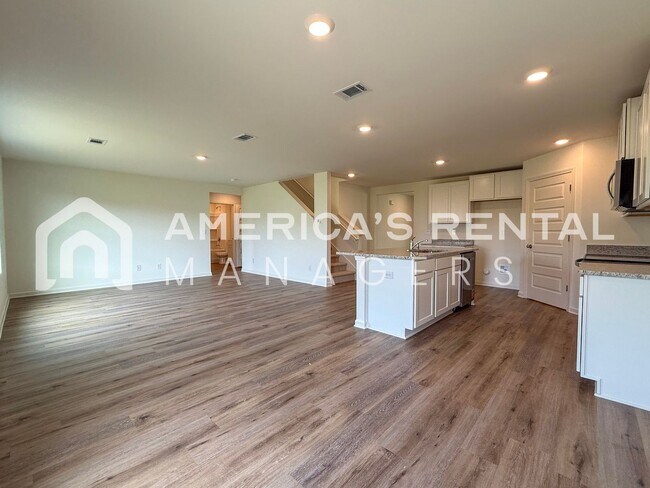 Building Photo - 11562 McCord Ln