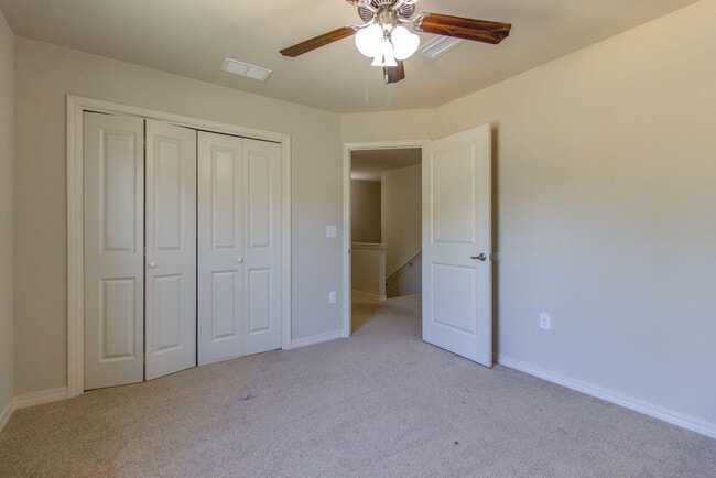 Building Photo - 150 Peoria Blvd