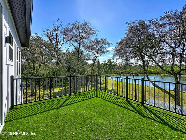 Building Photo - 2121 Broadwater Dr