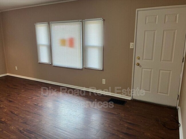 Building Photo - 1003 Sorg Pl