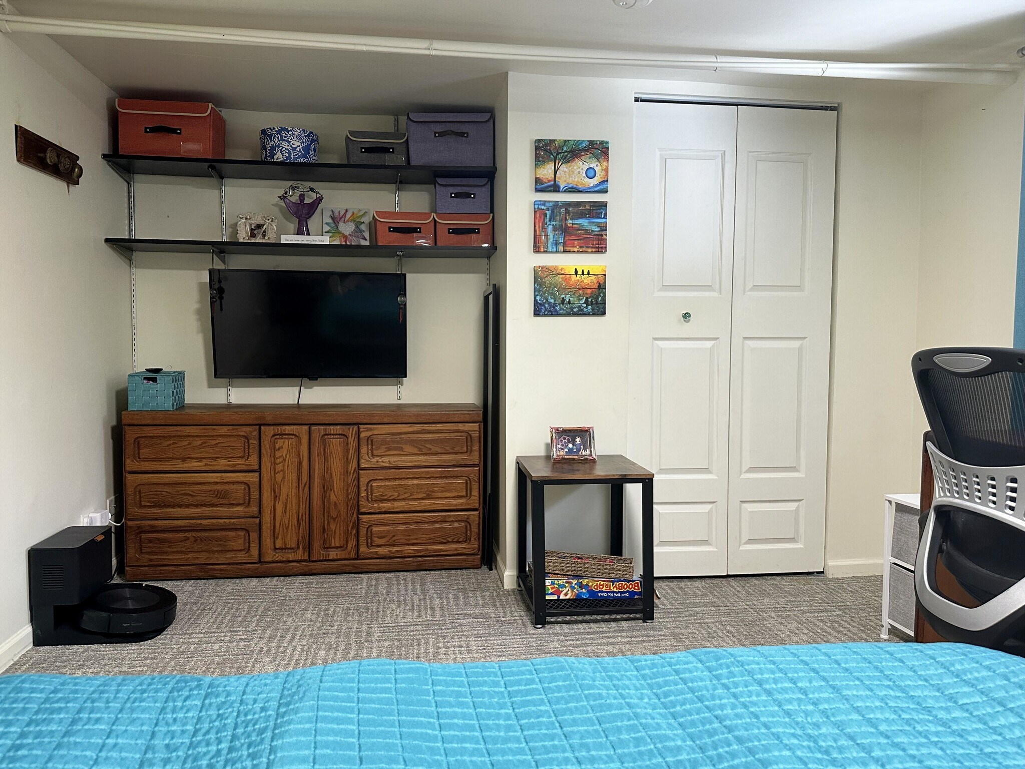 Master Bedroom - 5940 N Bernard St