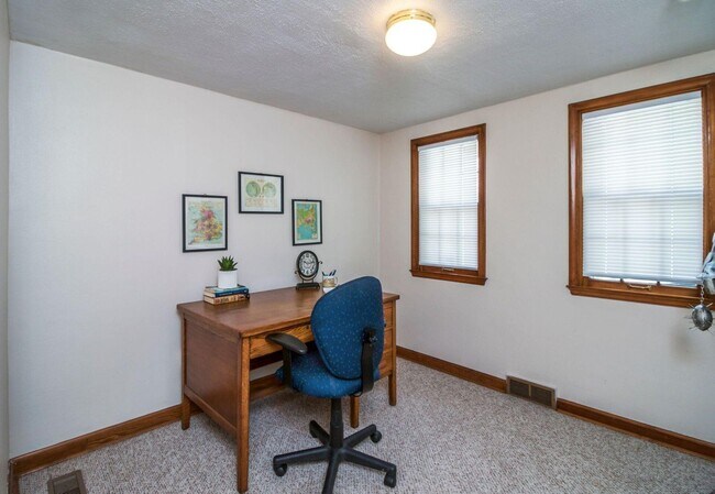 bedroom 3 - 1314 Lincoln Way