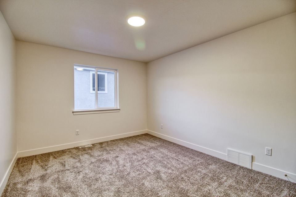 Building Photo - 4735 E Silver Moon Dr