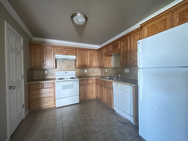 Building Photo - 1310 Powder River Dr