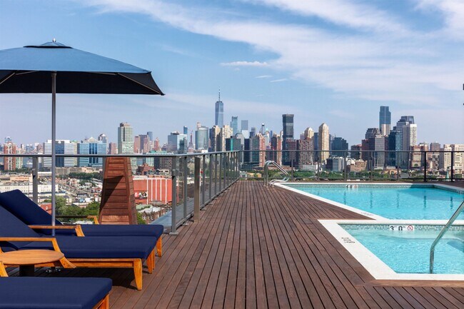 Building Photo - 32 Oakland Ave