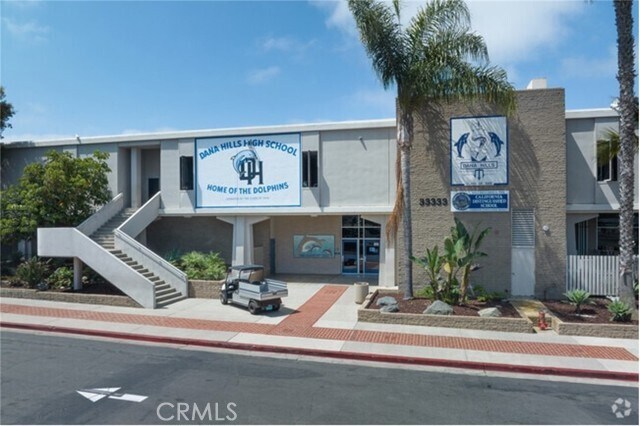 Building Photo - 33051 Christina Dr