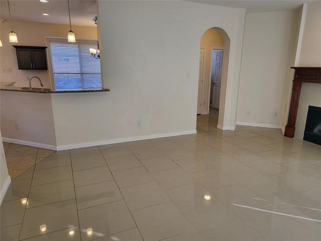 Building Photo - 2648 Dunbar Dr