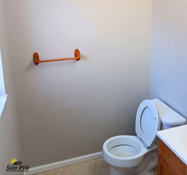 Building Photo - 2735 Fern Palm Dr