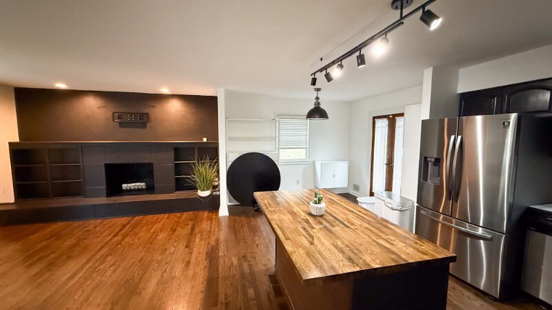 Building Photo - 5002 Woodson Rd