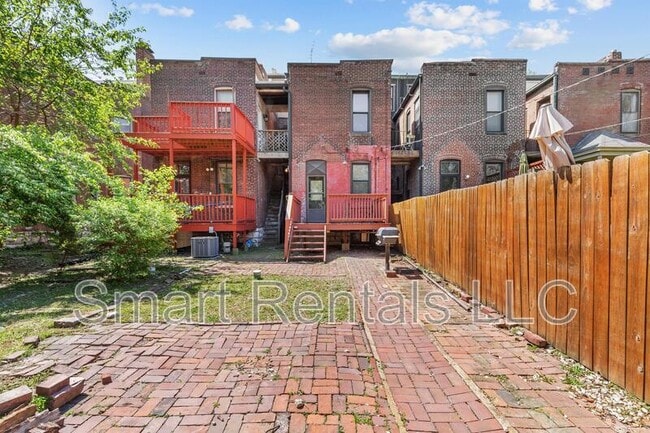 Building Photo - 4133 Laclede Ave