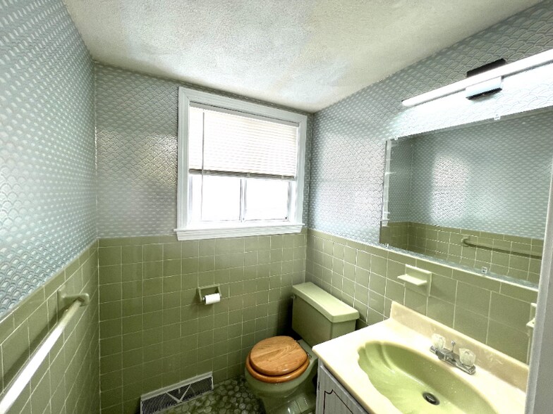 Building Photo - 45 Merrimac St