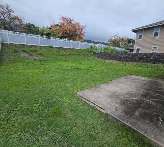 Building Photo - 67 Uaha'a Pl