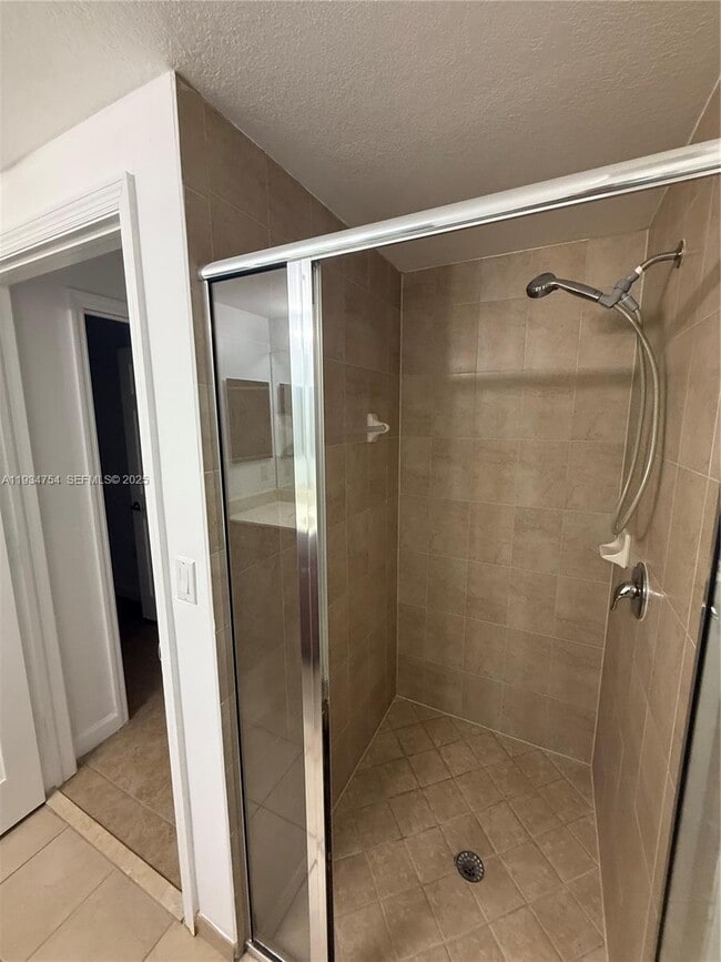 Building Photo - 9248 SW 170th Pl