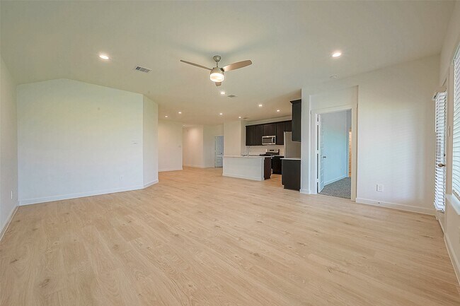 Building Photo - 4210 Harvest Creek Cr