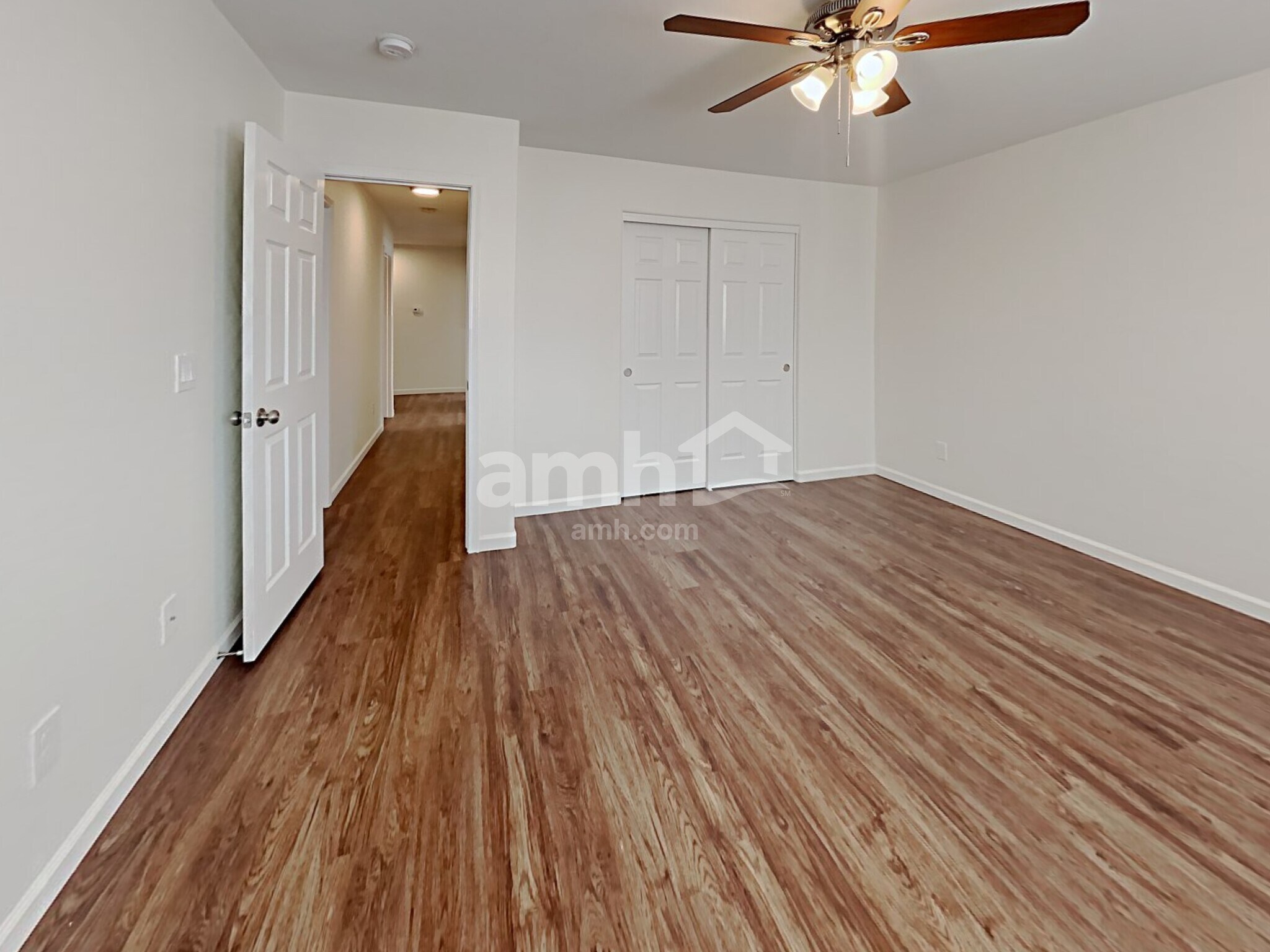 Building Photo - 1808 S 106th Ln