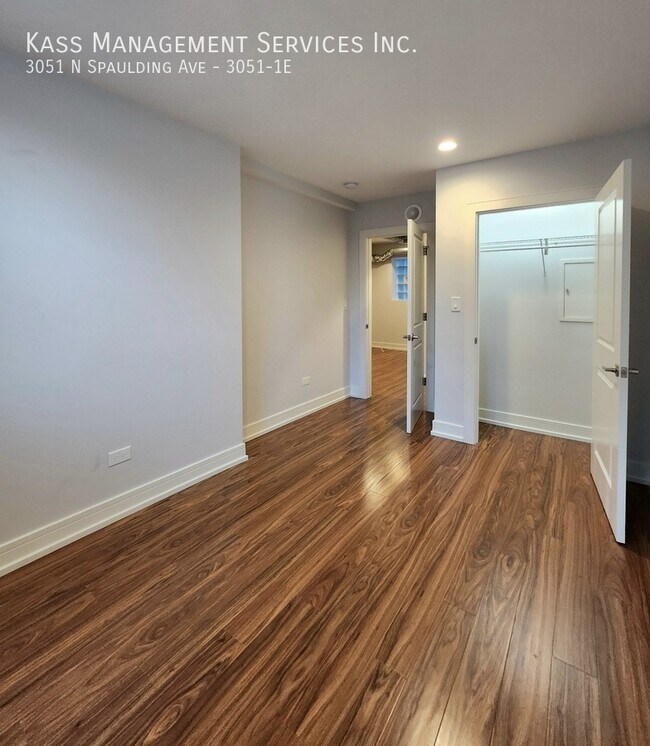 Building Photo - 3051 N Spaulding Ave