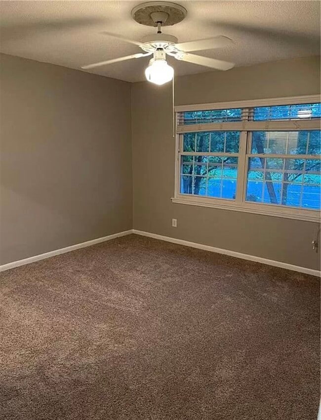 Building Photo - 4792 Champion Ct