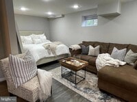 Building Photo - 3616 Oval Dr