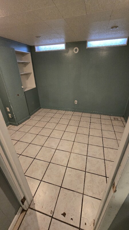 Building Photo - 30994 Dover St