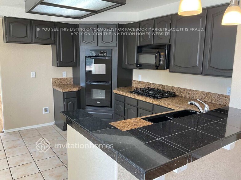 Building Photo - 31467 Corte Madera
