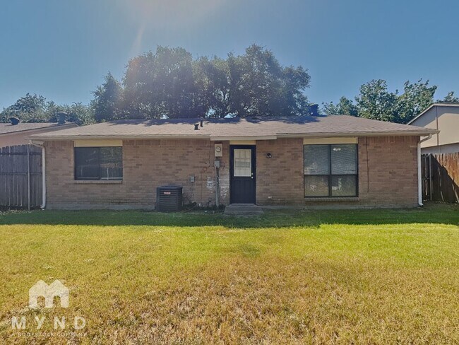 Building Photo - 551 Oldbridge Dr