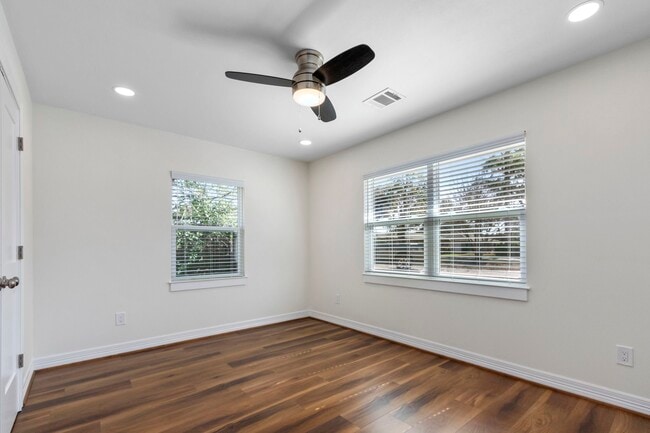 Building Photo - 10218 Moorberry Ln