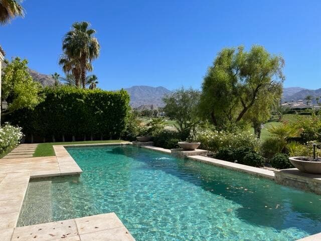 Building Photo - 52765 Claret Cove