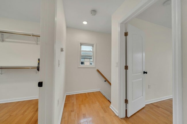 Building Photo - 316 Palisade Ave