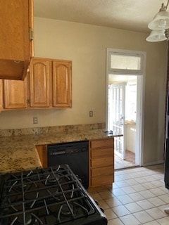 Kitchen - 3425 Bryant St