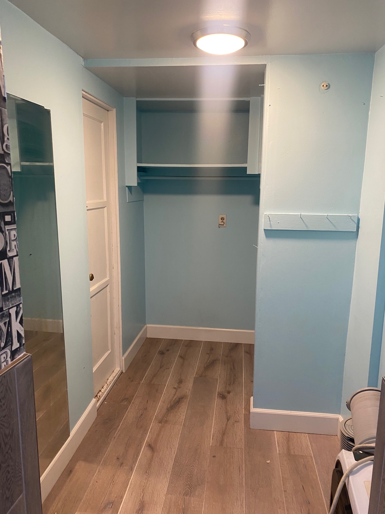 Closet - 8828 Harratt St