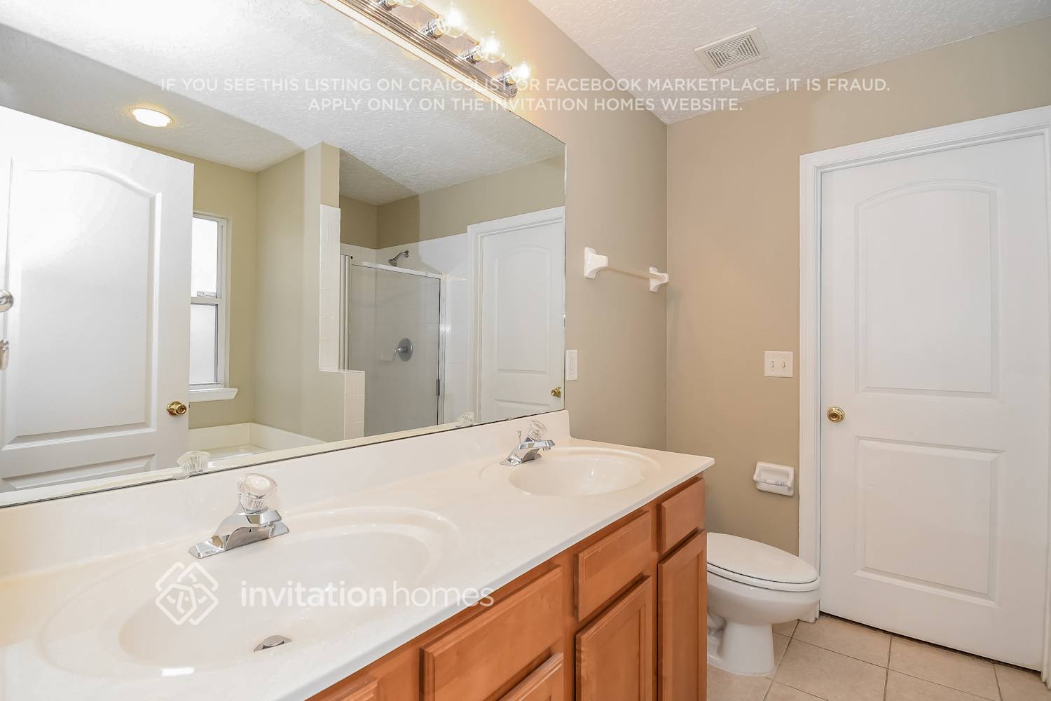 Building Photo - 2901 Westberry Hideaway Ct