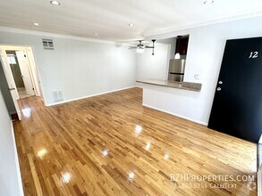 Building Photo - Updated 1Bed 1Bath In Prime West Hollywood