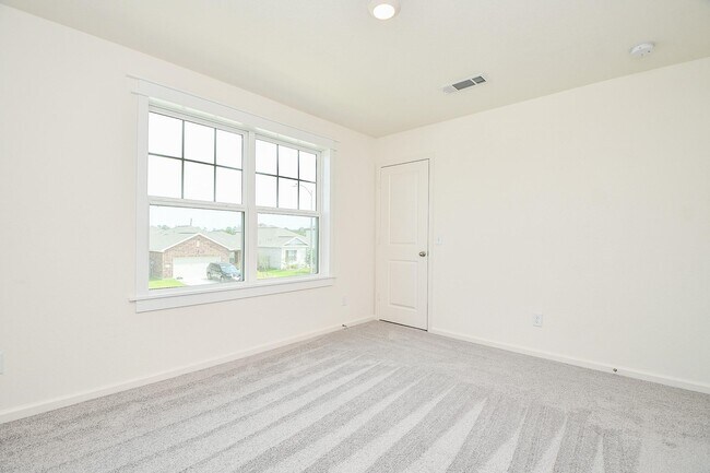 Building Photo - 13526 Kinsman Road