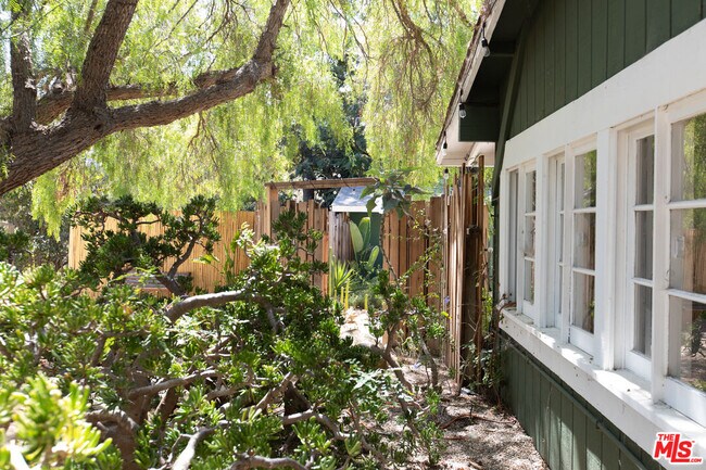 Building Photo - 20269 Croydon Ln