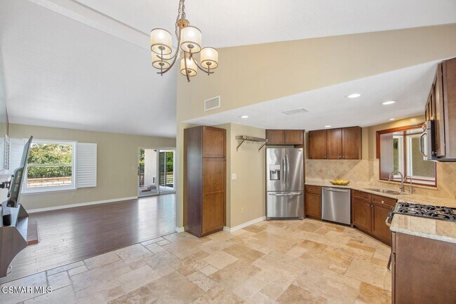 Building Photo - 6317 Gitana Ave