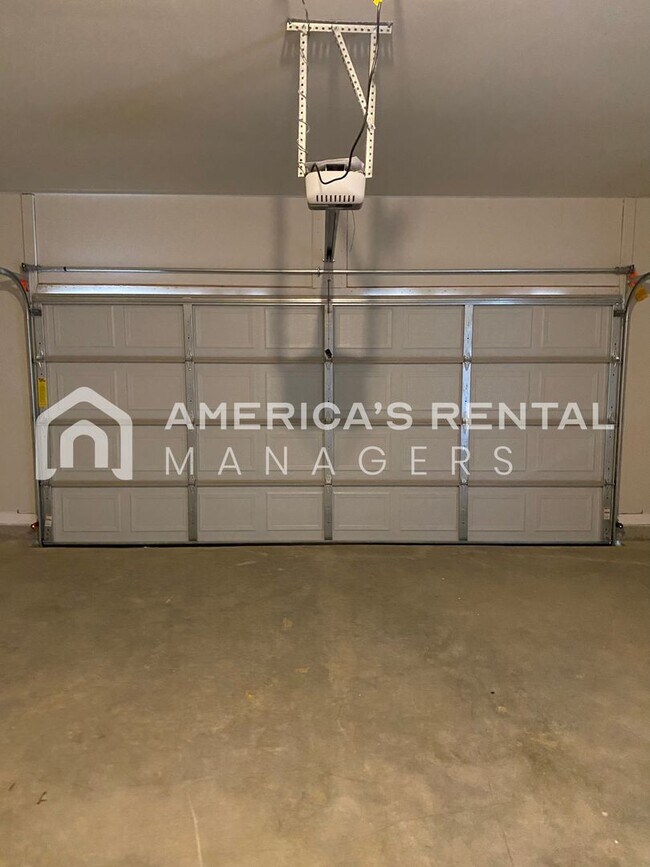 Building Photo - Home for Rent in Jasper, AL! Available to View Now!!!