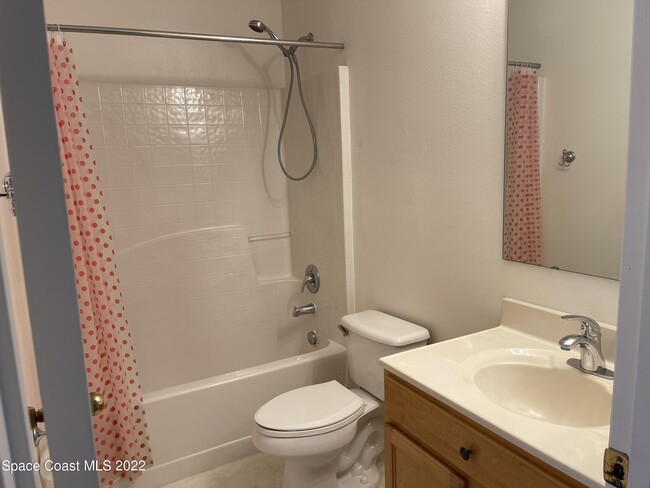 Building Photo - 1666 Sawgrass Dr SW