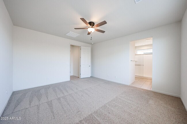 Building Photo - 25333 N 172nd Dr