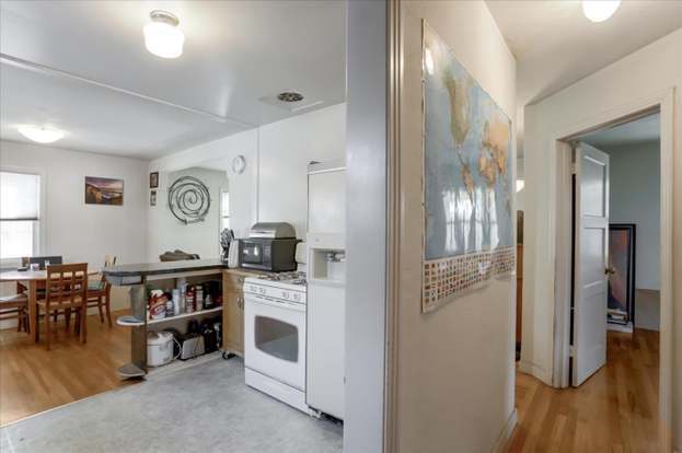 Building Photo - 225 Mortimer Ln