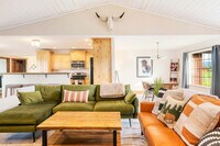 Building Photo - 1054 Canoe Loop