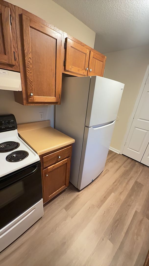 Building Photo - Ideal Home Located in the City Limits - Ap...